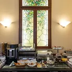 Hotel Langlois 3*