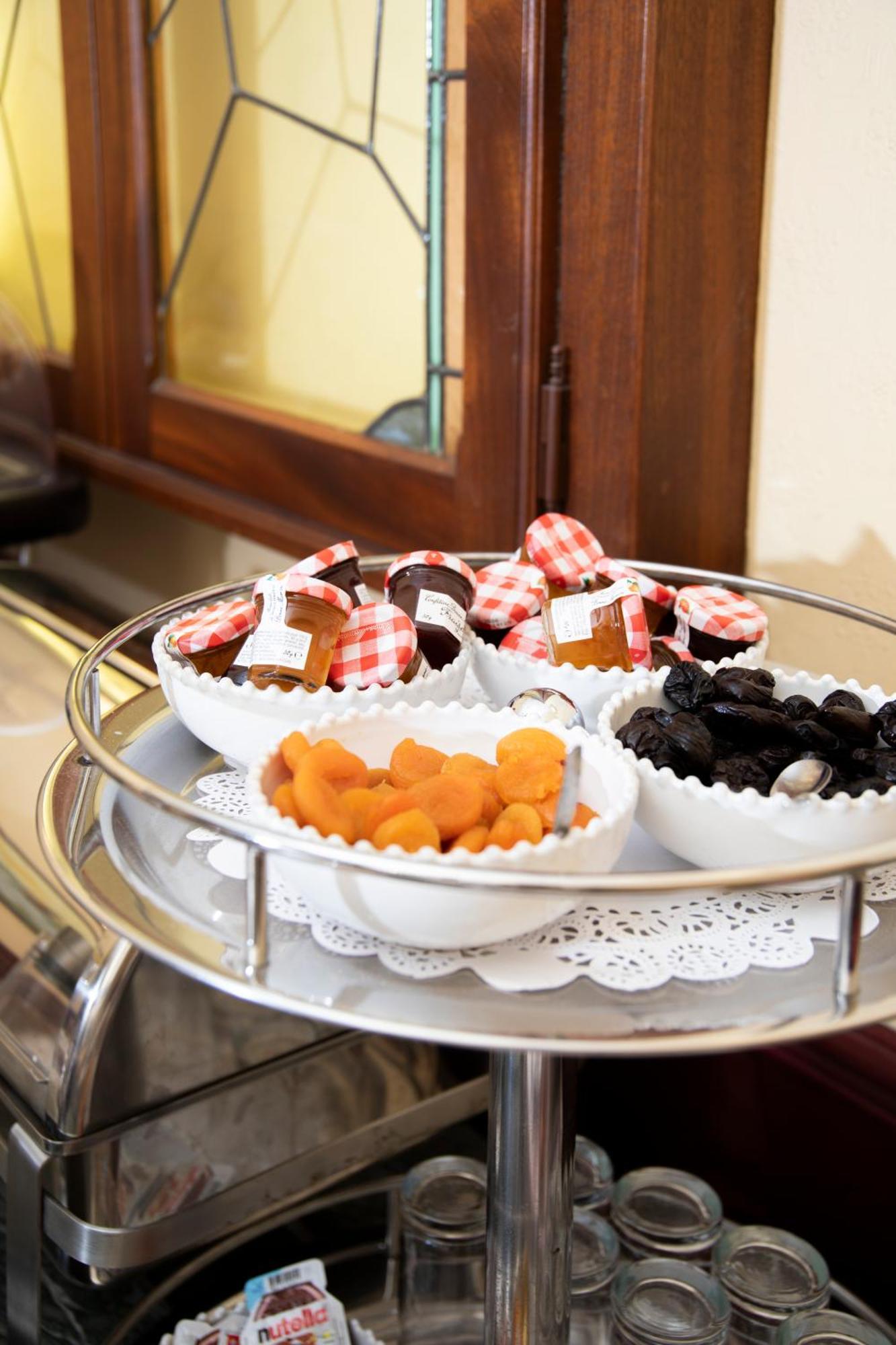 Hotel Langlois Paris