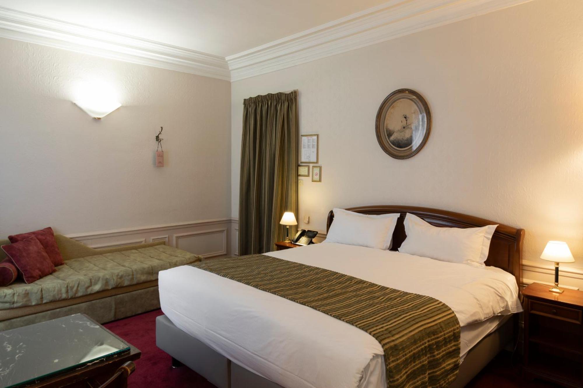 Hotel Langlois 3*