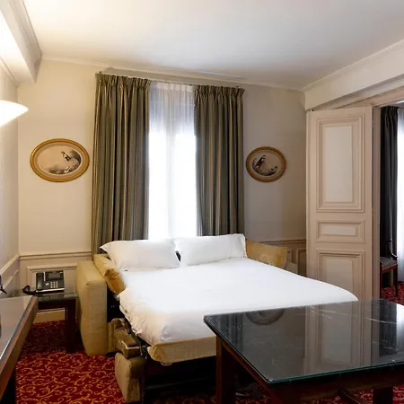 Langlois Hotel