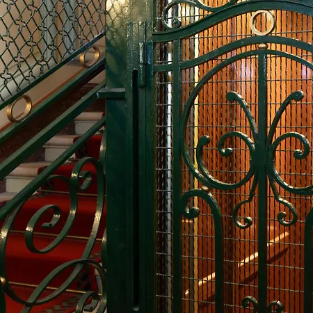 Langlois Hotel 3*